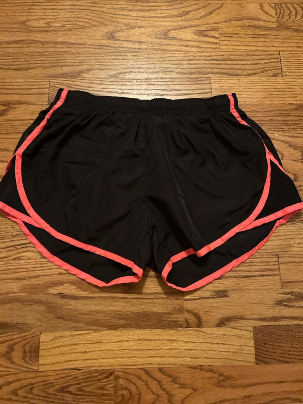 90 Degree by Reflex Women’s Sz M Black Running Exercise Shorts W/ Pink Accents